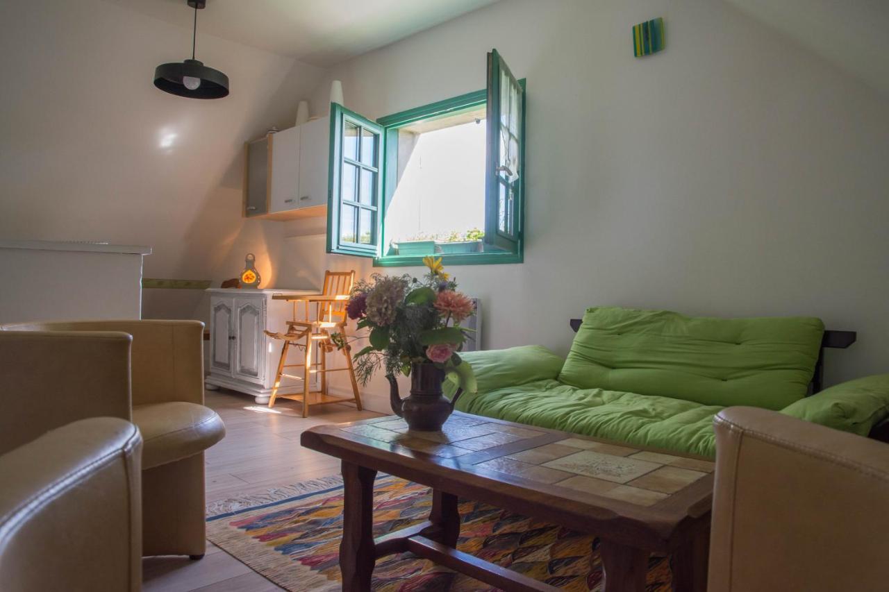 Appartement En Campagne A 1H30 De Paris Foucrainville Exterior photo